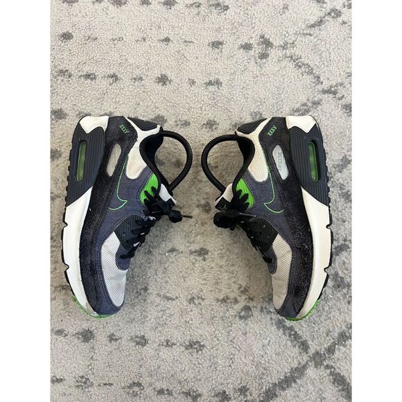 Nike Air Max 90 LTR SE Kids Size 6.5Y/Womens 8 Black Scream Green DN4376-001 - Picture 5 of 9